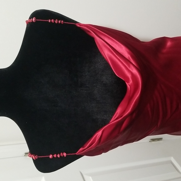 Beautiful Ruby Red Niki by Niki Livas Gown. - Picture 1 of 9